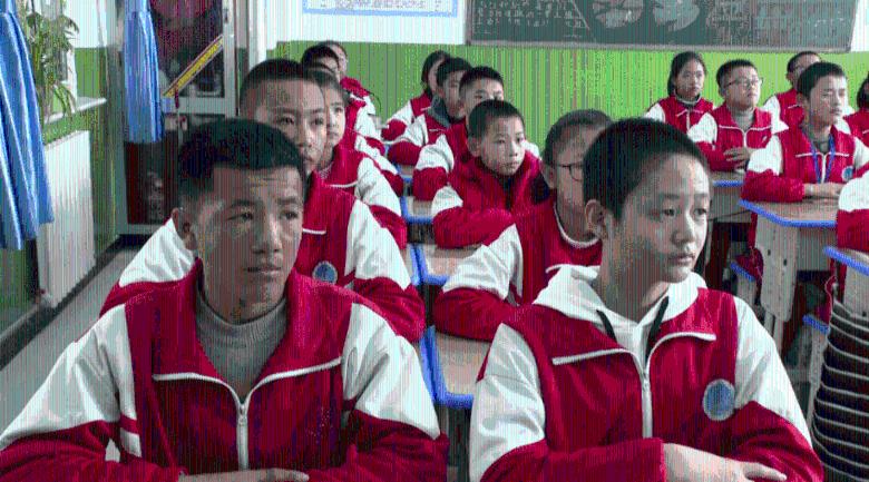 诺伊尔:你永远不会对穆勒感到无聊,即便是我们在牌桌上